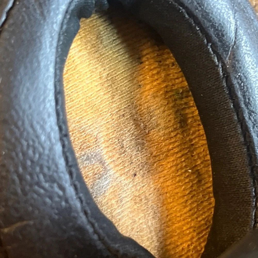 Sennheiser Momentum M2 AEBT Wireless Over Ear Noise Cancelling Headphones - Picture 6 of 8